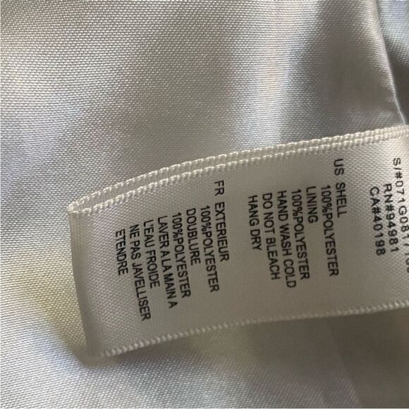 Twenty-One Black/White Floral Print Satiny Skirt. Size Medium. - Picture 6 of 6